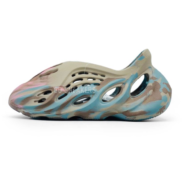 Унисекс кроссовки для бега Adidas Yeezy Foam Runer Brown Multi