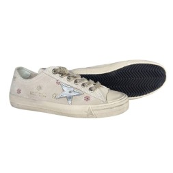 Golden Goose V-Star in Beige Suede with Silver Star