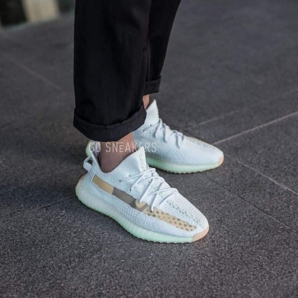 Унисекс кроссовки Adidas YEEZY 350 V2 Hyperspase