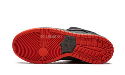 Nike Dunk SB Low Black Pigeon