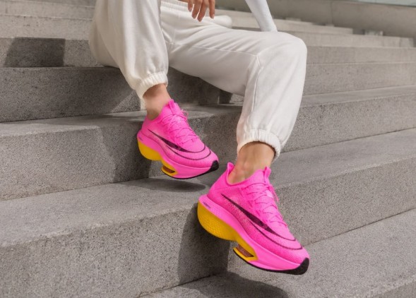 Женские кроссовки Nike Air Zoom Alphafly NEXT% 2 Pink Laser Orange