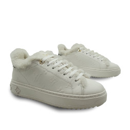 Louis Vuitton Time Out White Winter