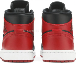 Nike Air Jordan 1 Mid &#039;Banned&#039;